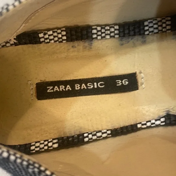 Zara Striped Flats -> Zara Striped flats - Picture 8 of 10